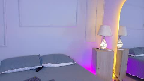 ELECTRA  online show from 11.21.25