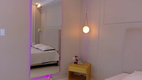 ELECTRA  online show from 04.16.26