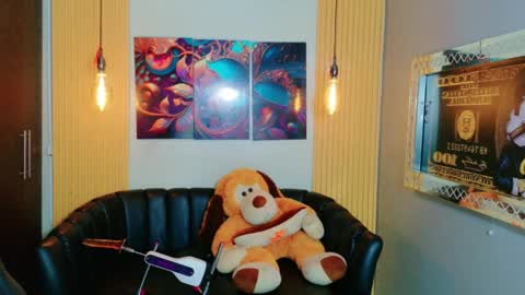 electrogoddess online show from 11.27.25