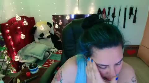 Snapshot of elektra_91 chatting on 02.13.25 elektra online show from 02.13.25