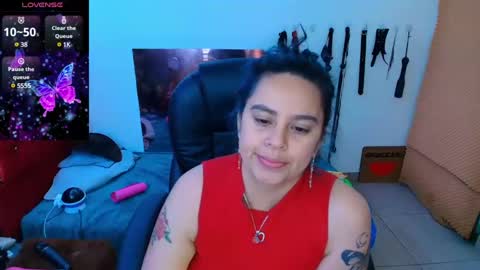 Snapshot of elektra_91 chatting on 03.09.25 elektra online show from 03.09.25