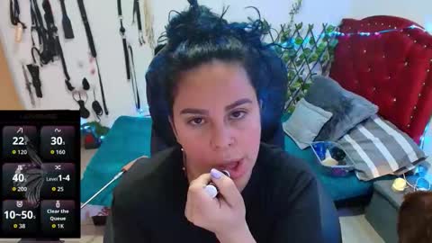 Snapshot of elektra_91 chatting on 11.22.25 elektra online show from 11.22.25