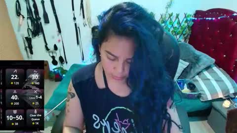 Snapshot of elektra_91 chatting on 11.23.25 elektra online show from 11.23.25