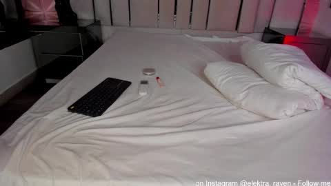 elektra_raven online show from 09.27.25