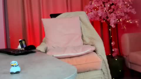 love 3d online show from 01.30.25