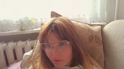 Snapshot of elenaflirt chatting on 11.29.25 Elena online show from 11.29.25