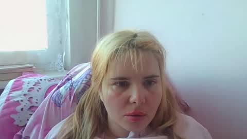 Snapshot of elenaflirt chatting on 01.19.26 Elena online show from 01.19.26