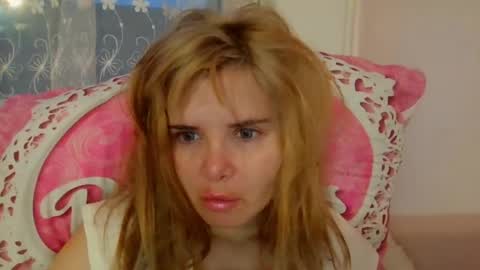 Snapshot of elenaflirt chatting on 02.09.26 Elena online show from 02.09.26