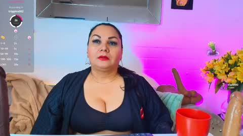 elenna_boobs_ online show from 10.03.25