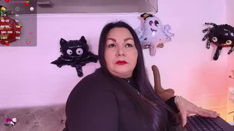 elenna_boobs_ online show from 10.14.25