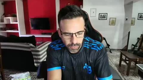 Snapshot of elfetas chatting on 01.02.25 elfetas online show from 01.02.25