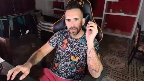 Snapshot of elfetas chatting on 02.11.25 elfetas online show from 02.11.25