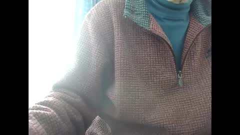 elfyonee online show from 02.28.25