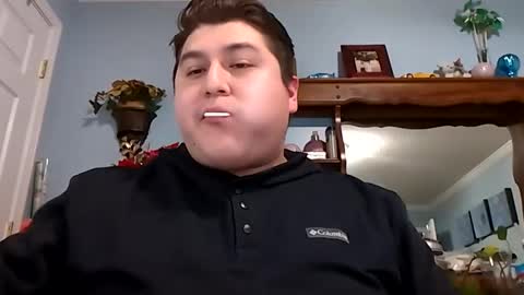 Snapshot of elgotti13 chatting on 12.03.25 elgotti13 online show from 12.03.25