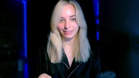 Snapshot of eli_llie chatting on 10.23.25 Eli online show from 10.23.25