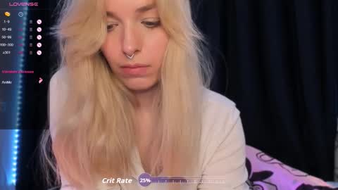 Snapshot of eli_llie chatting on 11.29.25 Eli online show from 11.29.25