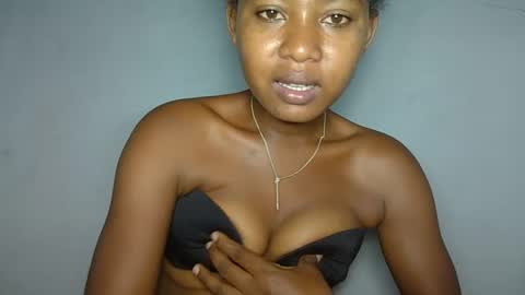 elia011 online show from 01.11.25