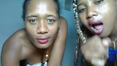 elia011 online show from 01.20.25