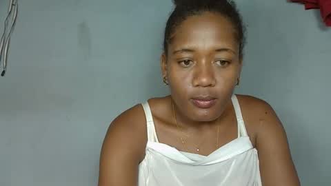 elia011 online show from 02.05.25