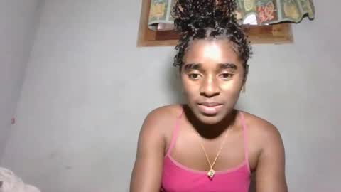 elia011 online show from 11.07.25