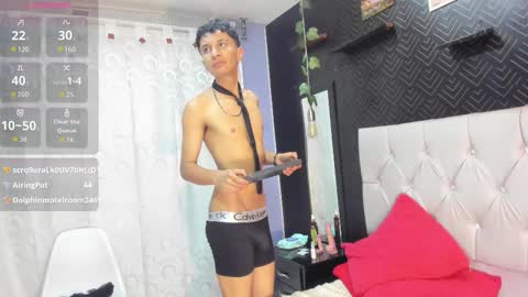 Elian Julian online show from 11.12.25