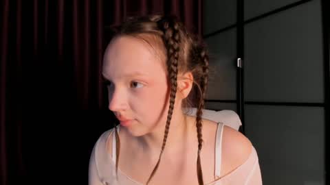 Ella online show from 12.13.24