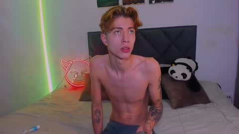 Snapshot of eliann_adam chatting on 02.06.25 eliann_adam online show from 02.06.25