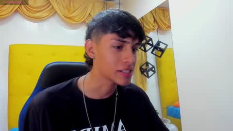 Snapshot of eliasblue chatting on 02.19.25 E L I A S online show from 02.19.25