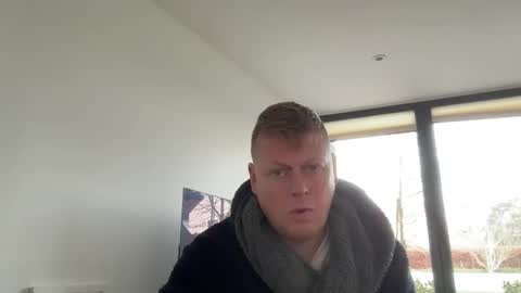 Snapshot of eliepa chatting on 02.12.26 CabinCrewDrew online show from 02.12.26