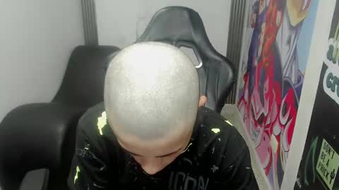 Snapshot of elii_797 chatting on 01.22.25 bby-santy online show from 01.22.25