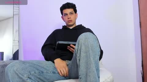 elijah_stoone online show from 04.16.26