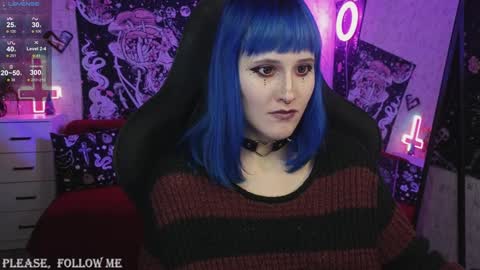 Snapshot of elika_kay chatting on 01.10.25 MORE ME online show from 01.10.25