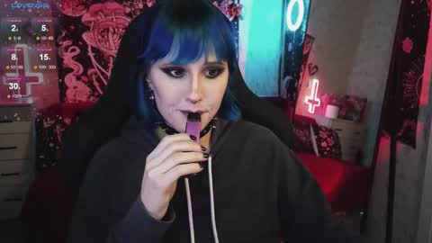 Snapshot of elika_kay chatting on 02.27.25 MORE ME online show from 02.27.25