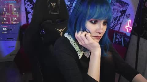 Snapshot of elika_kay chatting on 03.08.25 MORE ME online show from 03.08.25