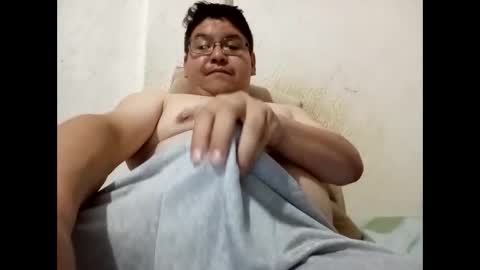 Snapshot of elimposstor chatting on 10.23.25 elimposstor online show from 10.23.25