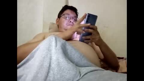 Snapshot of elimposstor chatting on 11.05.25 elimposstor online show from 11.05.25