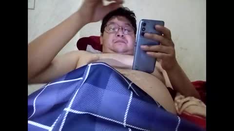 Snapshot of elimposstor chatting on 11.27.25 elimposstor online show from 11.27.25