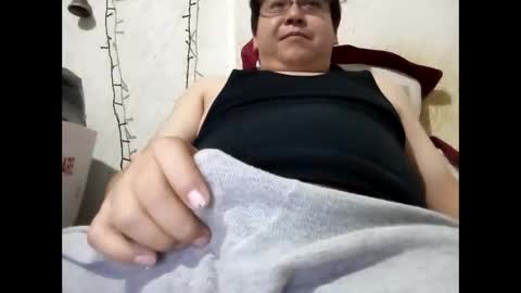 Snapshot of elimposstor chatting on 01.14.26 elimposstor online show from 01.14.26