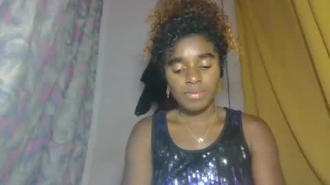 elina981 online show from 04.12.26