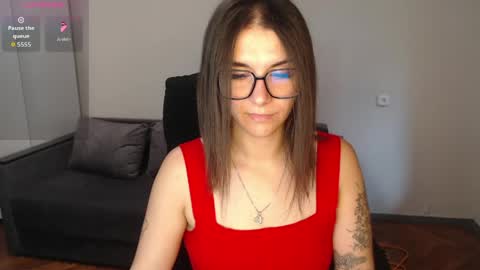 Snapshot of elina_posh chatting on 05.22.26 Liza online show from 05.22.26