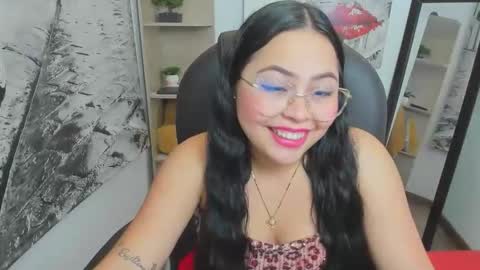 Elina  online show from 11.13.25