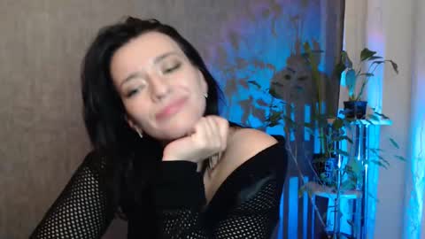 Elina online show from 02.19.25