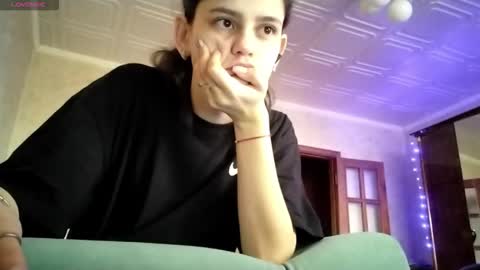 Lola online show from 11.26.25