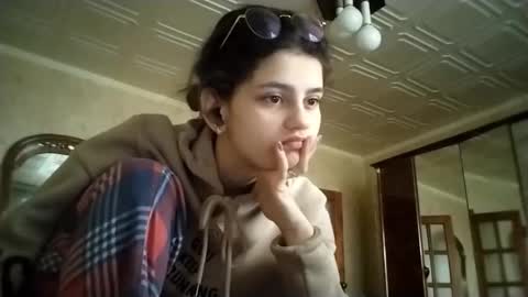 Lola online show from 11.28.25