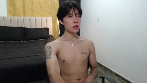 Snapshot of elio_collem chatting on 02.14.25 ELIO online show from 02.14.25