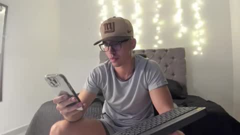 elio_dicaprio online show from 11.26.25