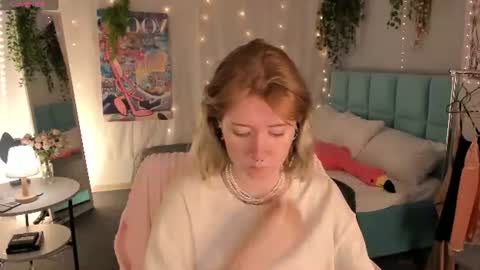 Snapshot of elira_vane chatting on 07.12.26 Elira Vane online show from 07.12.26