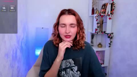 Snapshot of elis_cherry chatting on 09.26.25 Elis online show from 09.26.25