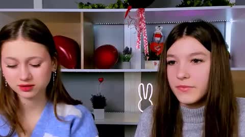 Snapshot of elis_sunny chatting on 02.18.26 elis_sunny online show from 02.18.26