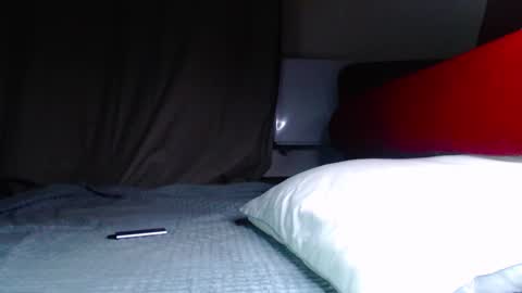 Snapshot of elisa_bright chatting on 03.07.25 Tati online show from 03.07.25